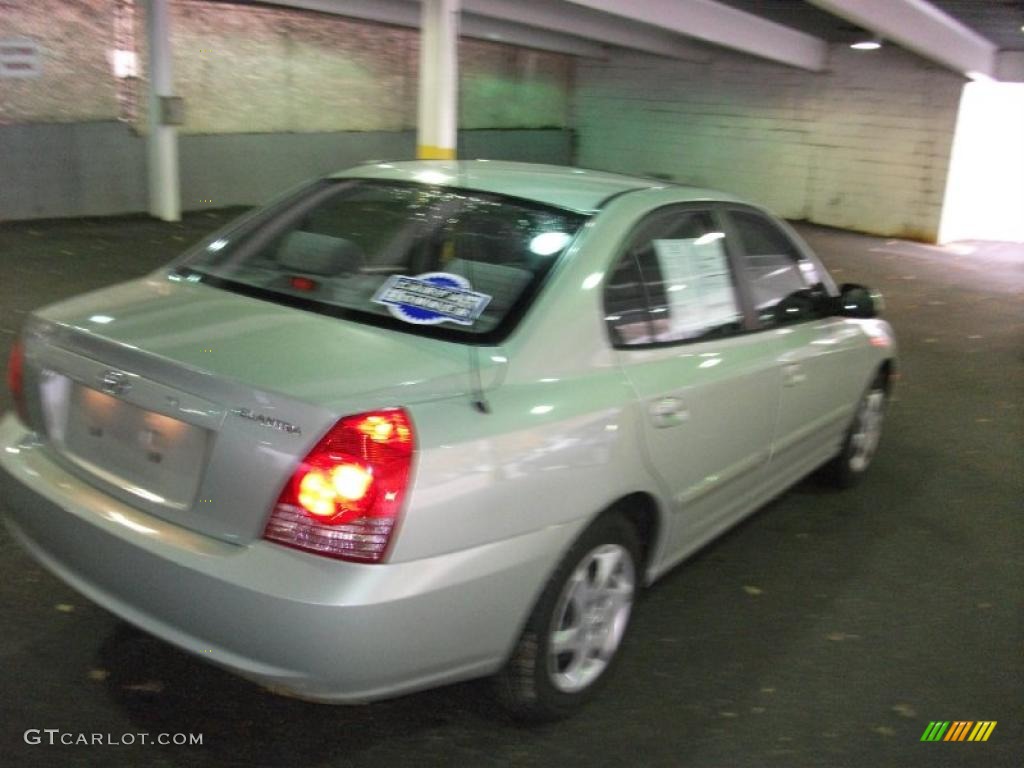 2004 Elantra GLS Sedan - Sea Shell Green / Gray photo #5