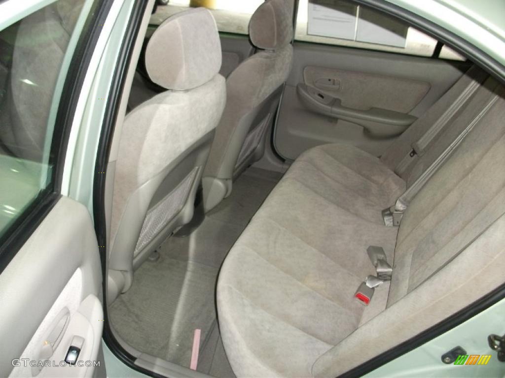 2004 Elantra GLS Sedan - Sea Shell Green / Gray photo #13