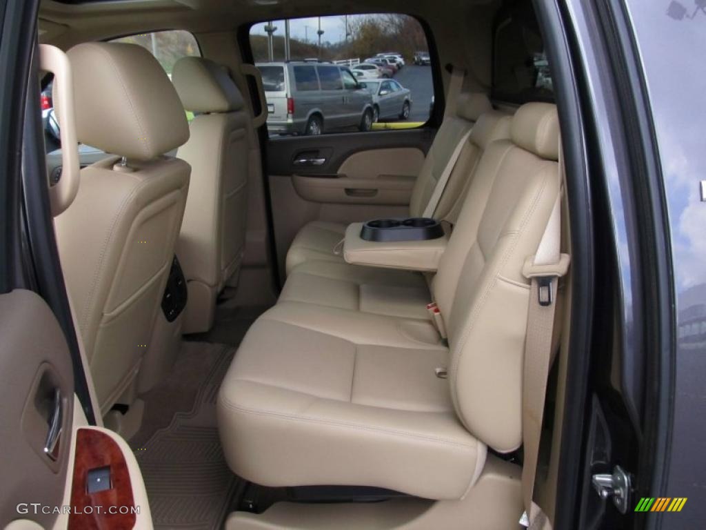 Dark Cashmere/Light Cashmere Interior 2010 Chevrolet Avalanche LTZ 4x4 Photo #40340003