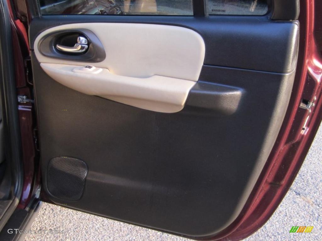 2006 Chevrolet TrailBlazer EXT LS 4x4 Door Panel Photos