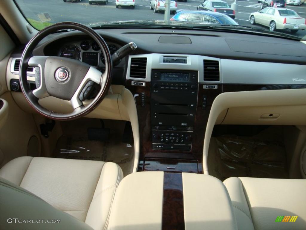 2007 Cadillac Escalade ESV AWD Cocoa/Light Cashmere Dashboard Photo #40345718