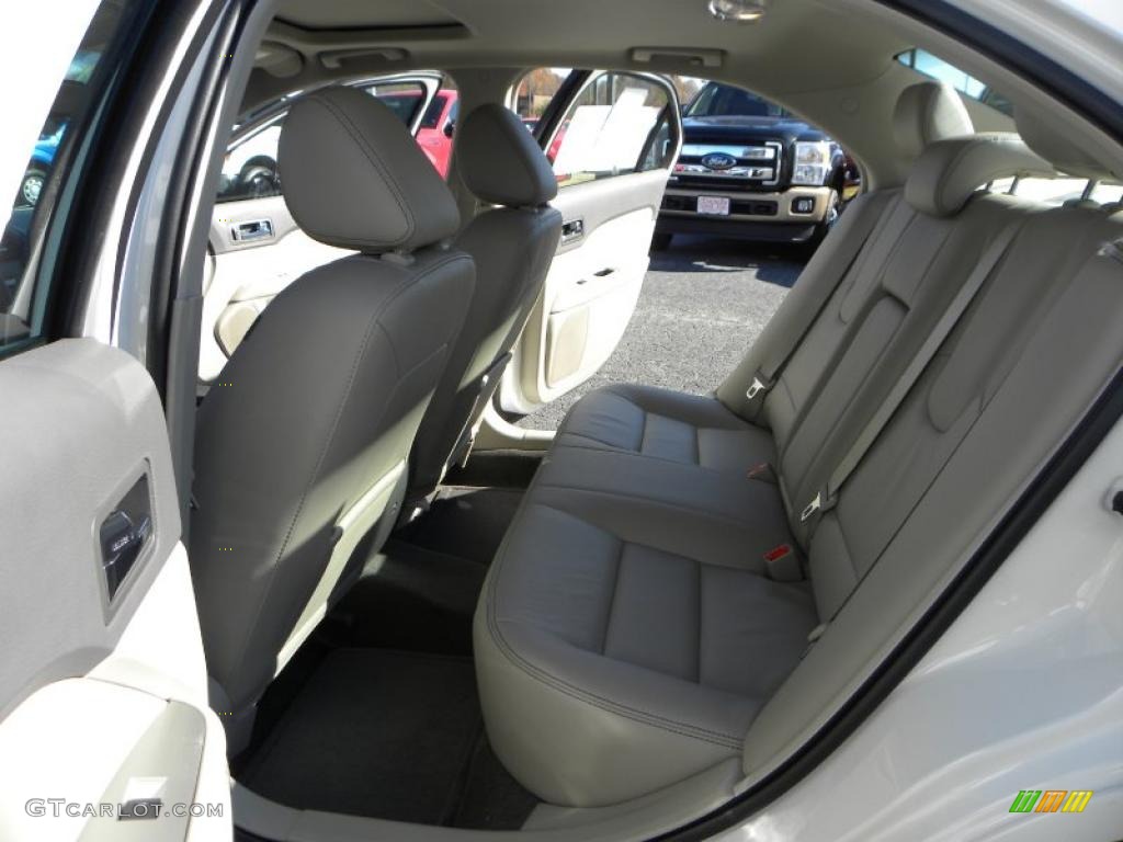 2011 Fusion SEL V6 - White Suede / Medium Light Stone photo #10