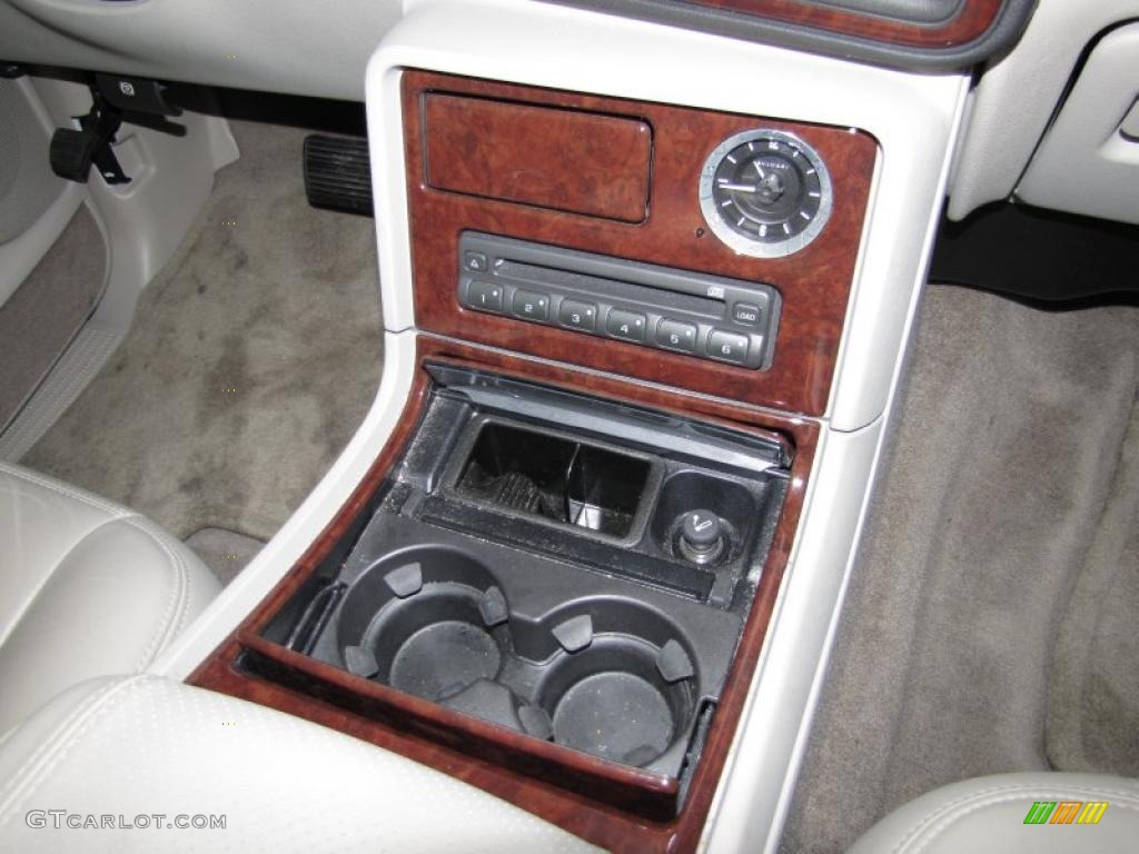 2006 Escalade AWD - White Diamond / Shale photo #16