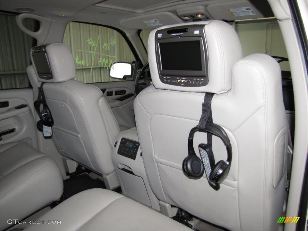 2006 Escalade AWD - White Diamond / Shale photo #19