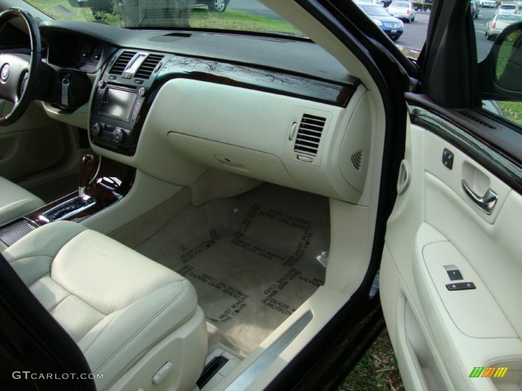 Light Linen/Cocoa Interior 2009 Cadillac DTS Luxury Photo #40346786