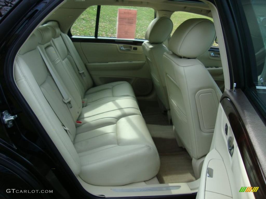 Light Linen/Cocoa Interior 2009 Cadillac DTS Luxury Photo #40346850