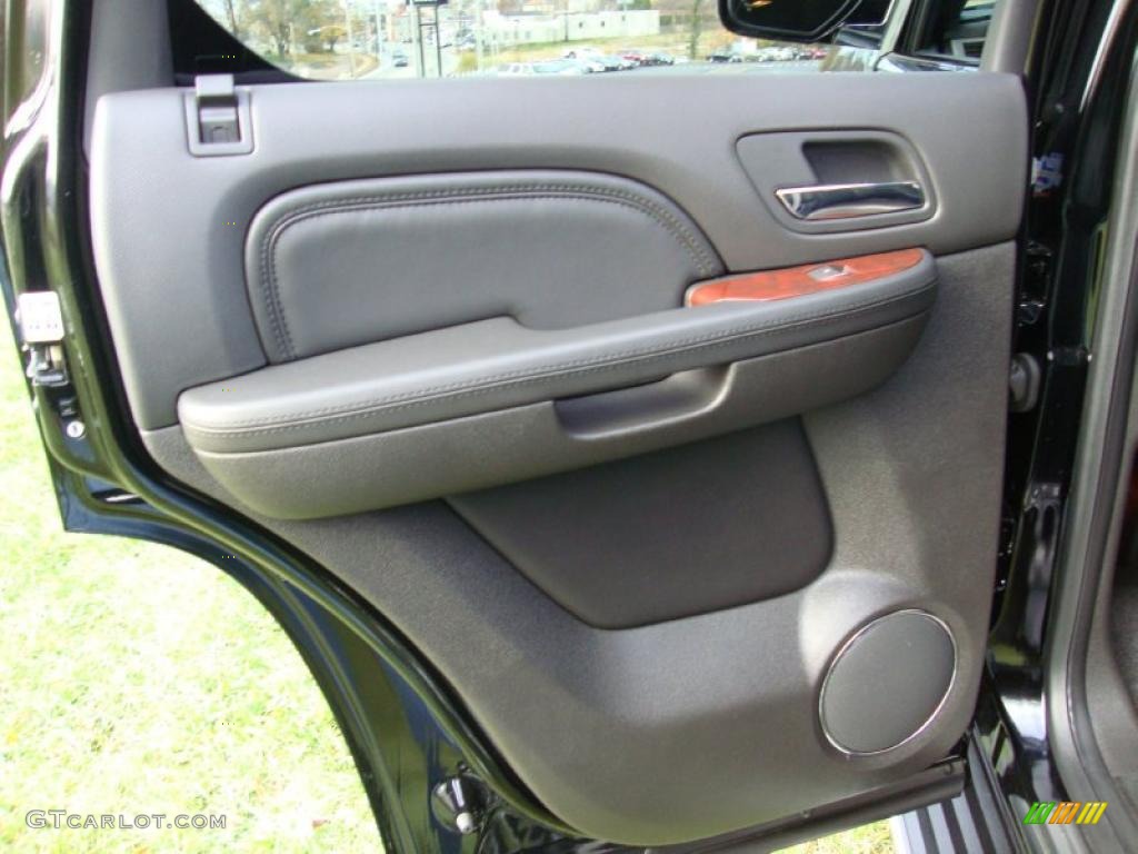 2008 Cadillac Escalade AWD Ebony Door Panel Photo #40347514