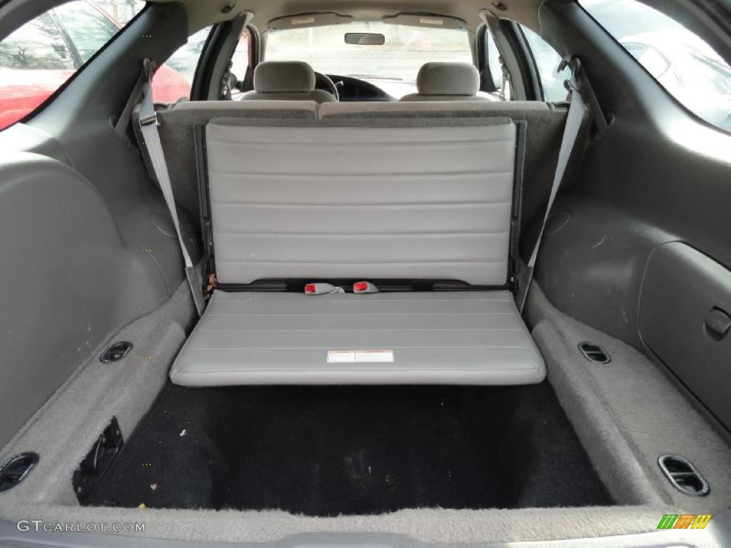 1999 Ford Taurus SE Wagon Trunk Photo #40348094