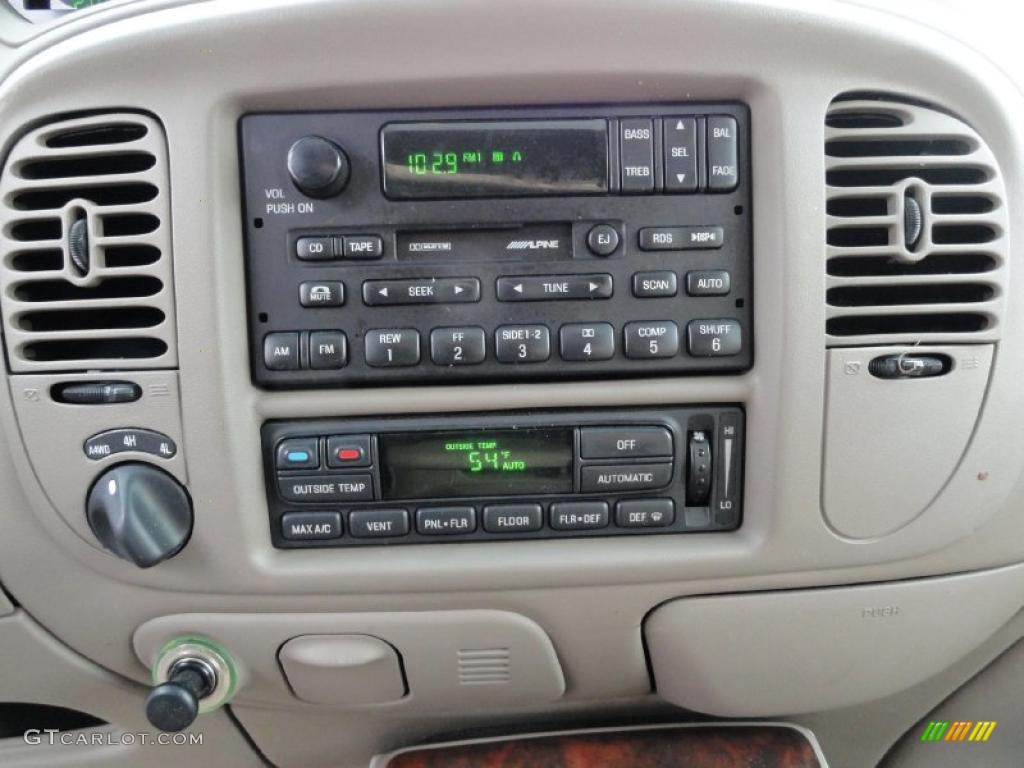 2000 Lincoln Navigator 4x4 Controls Photo #40349971