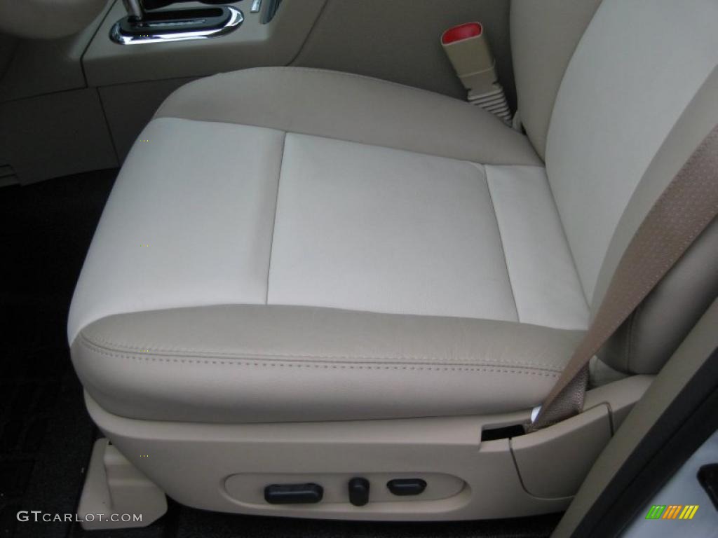 2010 Explorer Sport Trac Limited 4x4 - White Suede / Camel/Sand photo #14
