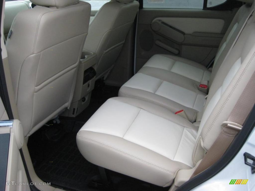 2010 Explorer Sport Trac Limited 4x4 - White Suede / Camel/Sand photo #16