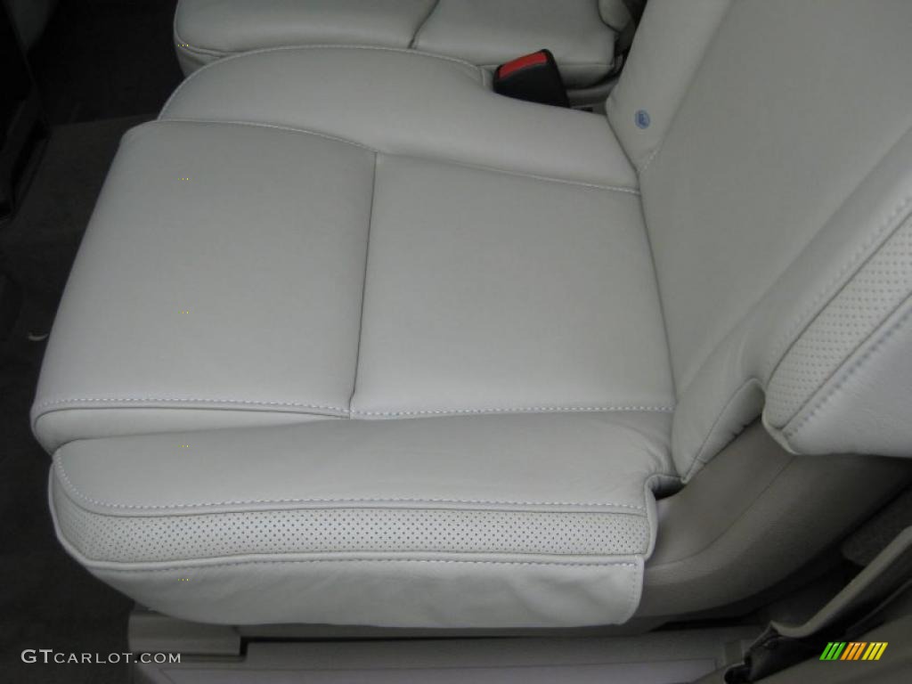 2010 XC90 V8 AWD - White Pearl Metallic / Soft Beige photo #17