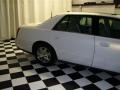 White Diamond - DeVille DHS Sedan Photo No. 7