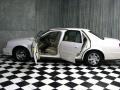 White Diamond - DeVille DHS Sedan Photo No. 24