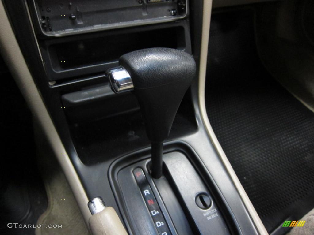 1997 Honda Accord EX Sedan 4 Speed Automatic Transmission Photo #40357229