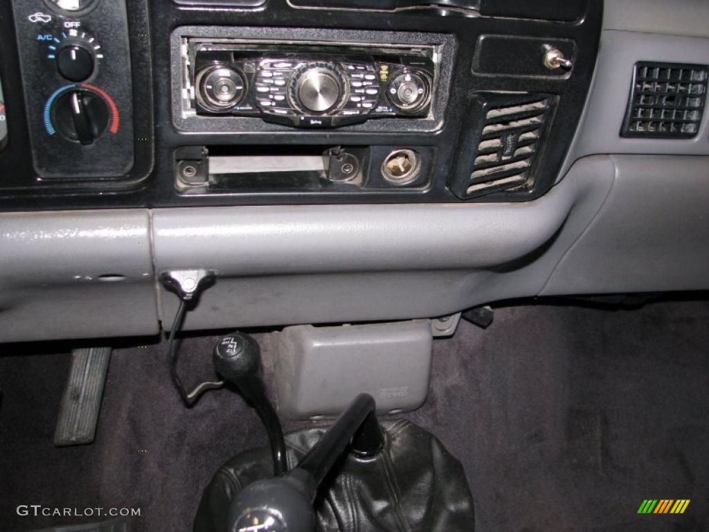 1994 Ram 2500 LT Regular Cab 4x4 - Black / Gray photo #21