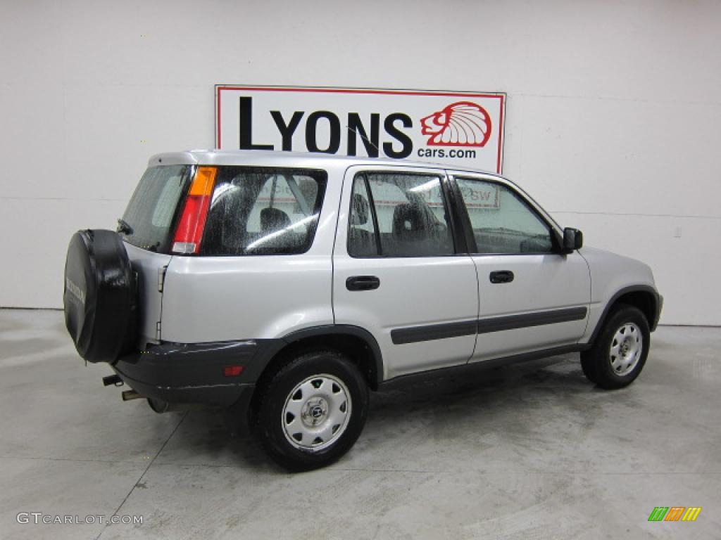 1999 CR-V LX 4WD - Sebring Silver Metallic / Charcoal photo #16