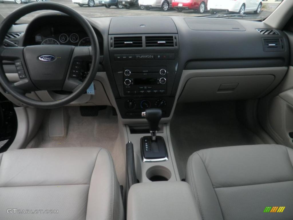 2008 Ford Fusion SE V6 AWD Medium Light Stone Dashboard Photo #40359589