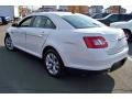 White Suede Metallic - Taurus SEL Photo No. 7