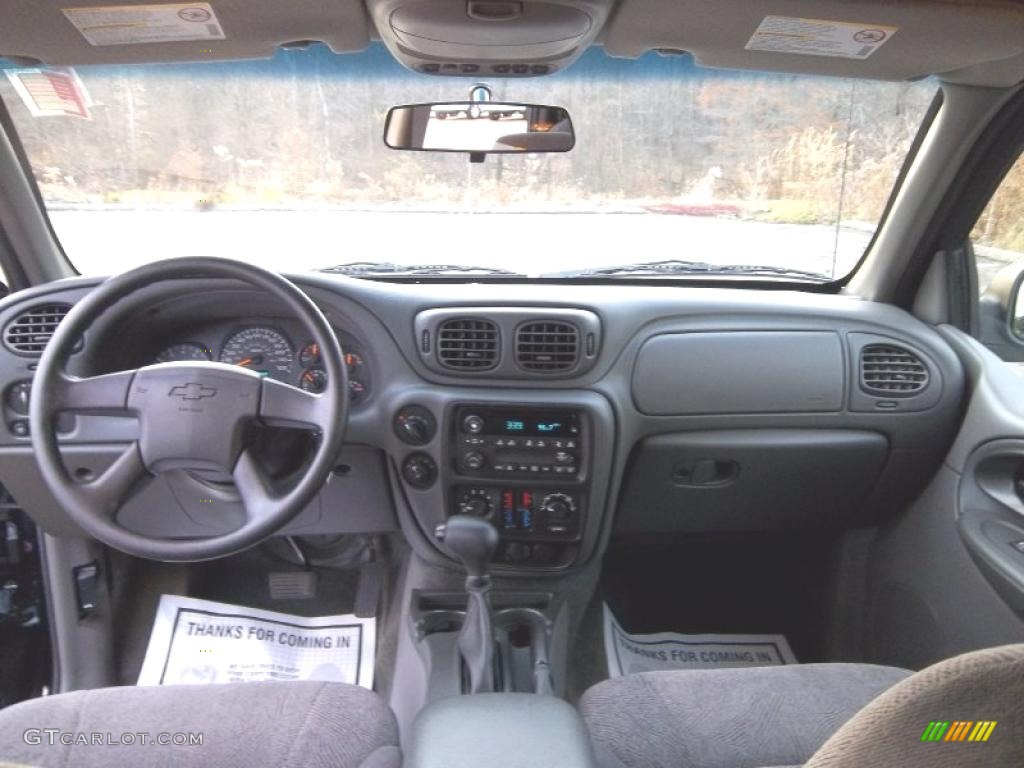 2004 TrailBlazer LT 4x4 - Black / Dark Pewter photo #10