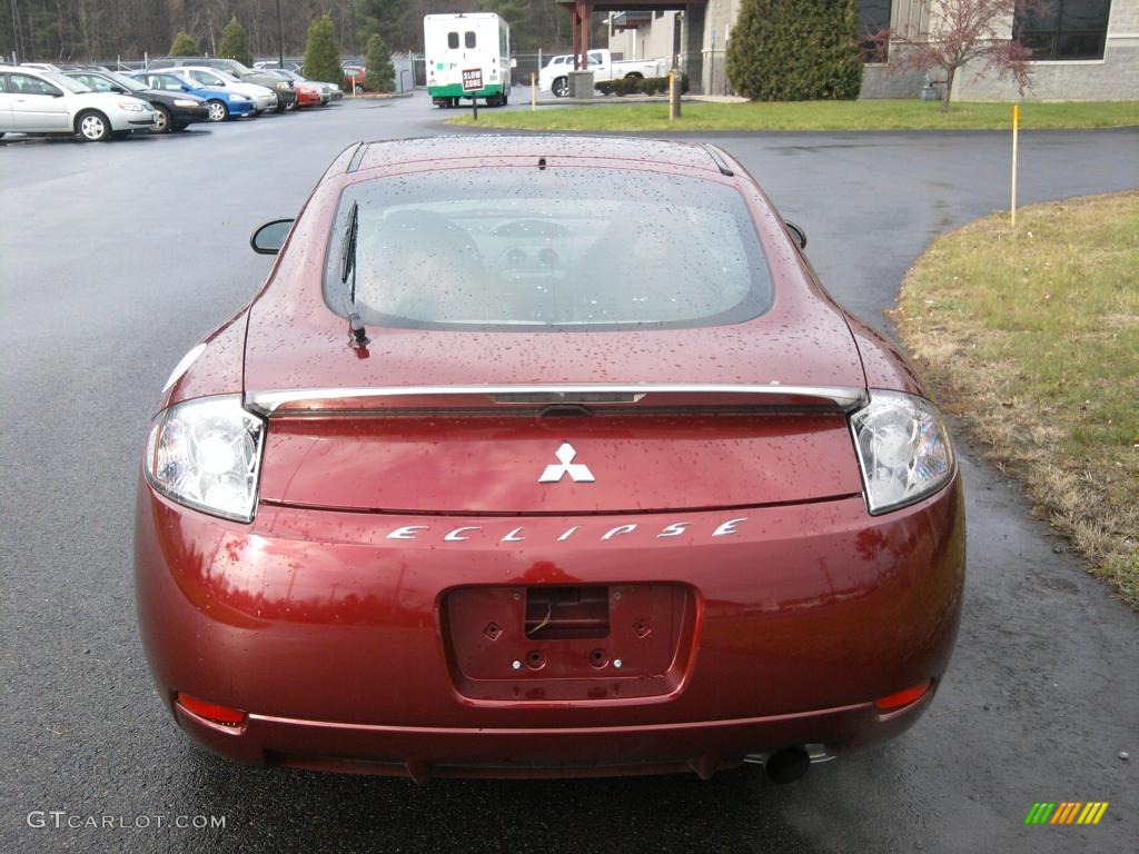 2007 Eclipse GS Coupe - Ultra Red Pearl / Medium Gray photo #5