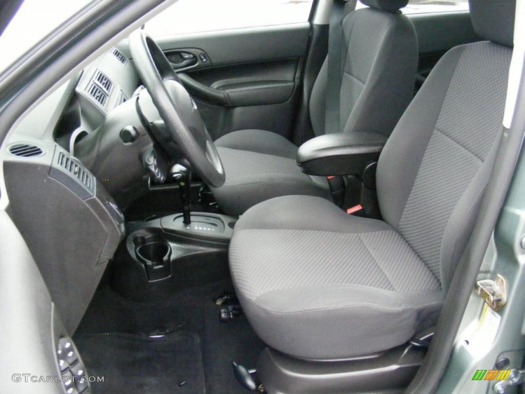 Dark Flint/Light Flint Interior 2005 Ford Focus ZX5 SE Hatchback Photo #40364285