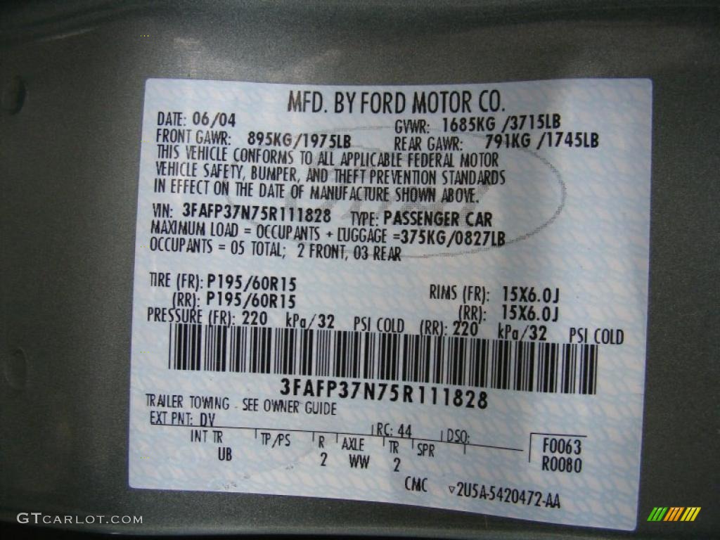 2005 Focus ZX5 SE Hatchback - Light Tundra Metallic / Dark Flint/Light Flint photo #29