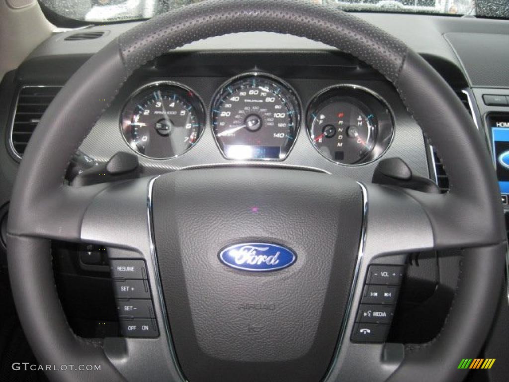 2011 Ford Taurus SHO AWD Charcoal Black/Umber Brown Steering Wheel Photo #40367405