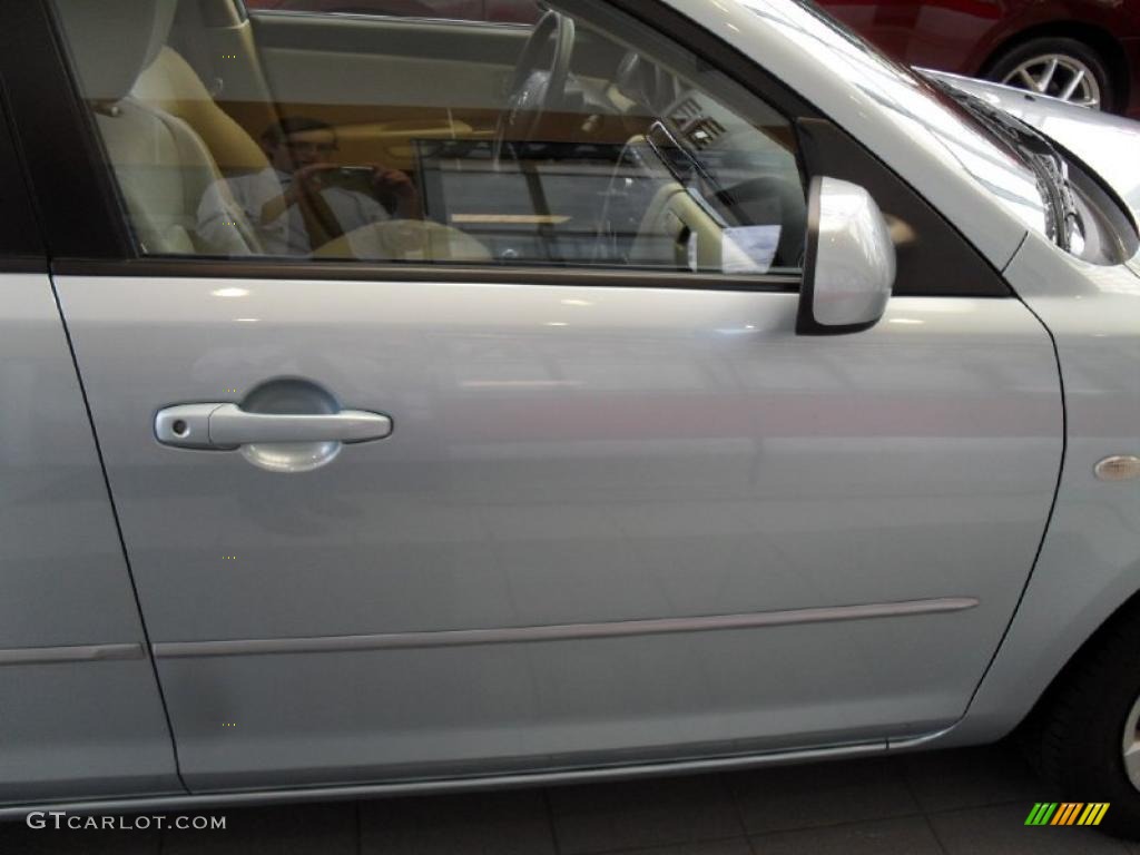 2007 MAZDA3 i Sedan - Ice Blue Metallic / Beige photo #9