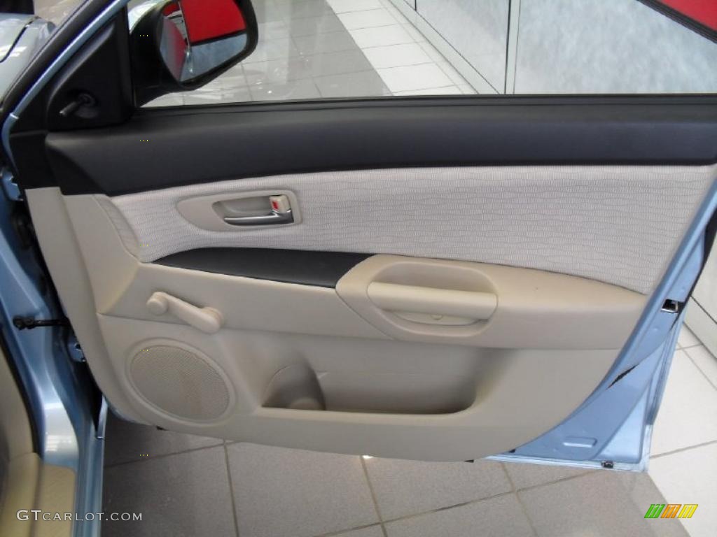 2007 MAZDA3 i Sedan - Ice Blue Metallic / Beige photo #17