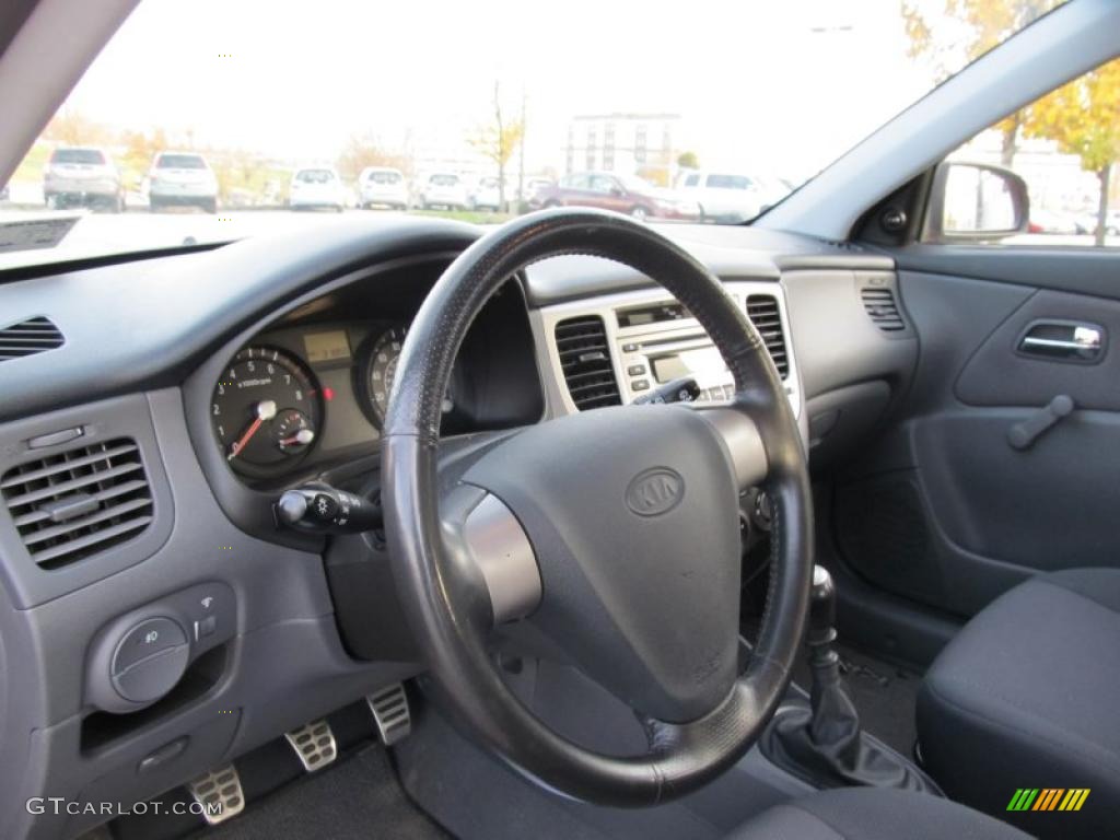 Gray Interior 2006 Kia Rio Rio5 SX Hatchback Photo #40368213