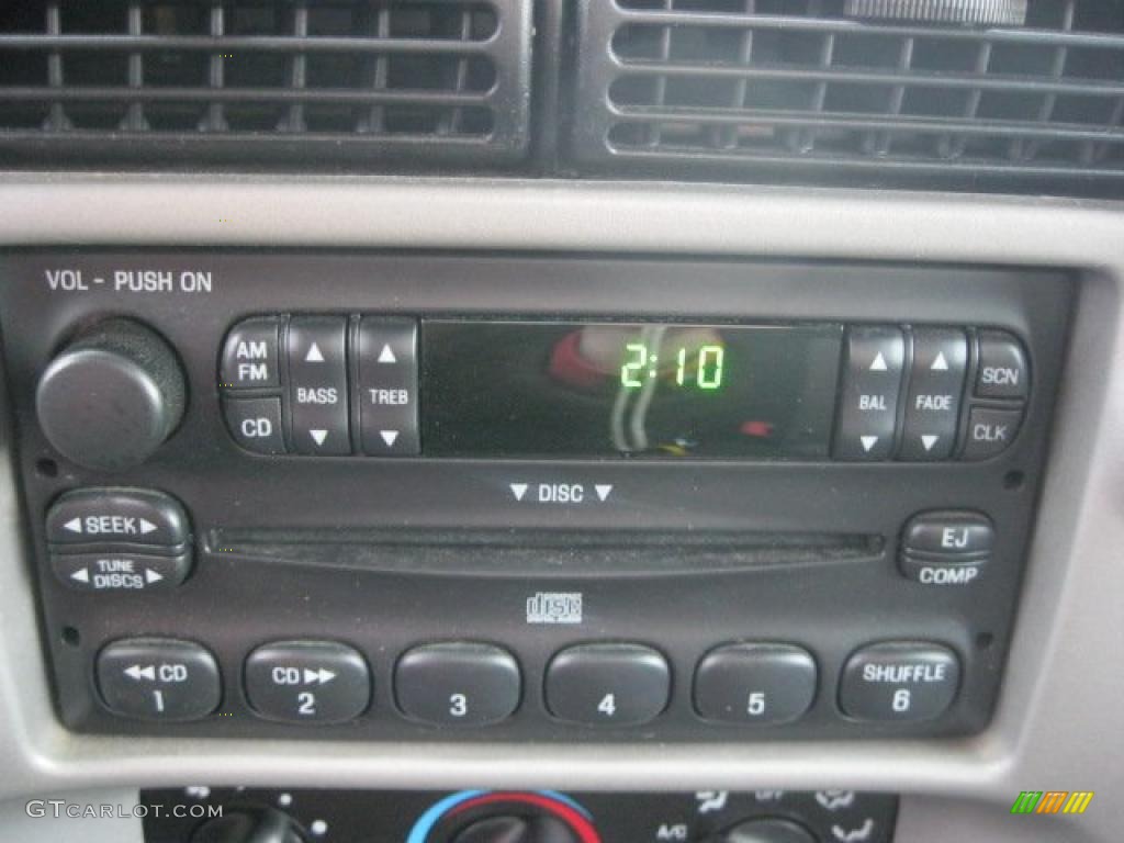 2003 Ford Ranger XLT Regular Cab Controls Photo #40369673