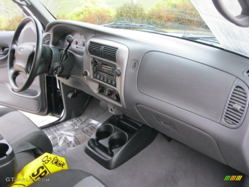 2003 Ford Ranger XLT Regular Cab Dark Graphite Dashboard Photo #40369805