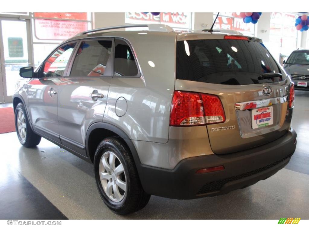 2011 Sorento LX - Titanium Silver / Gray photo #5