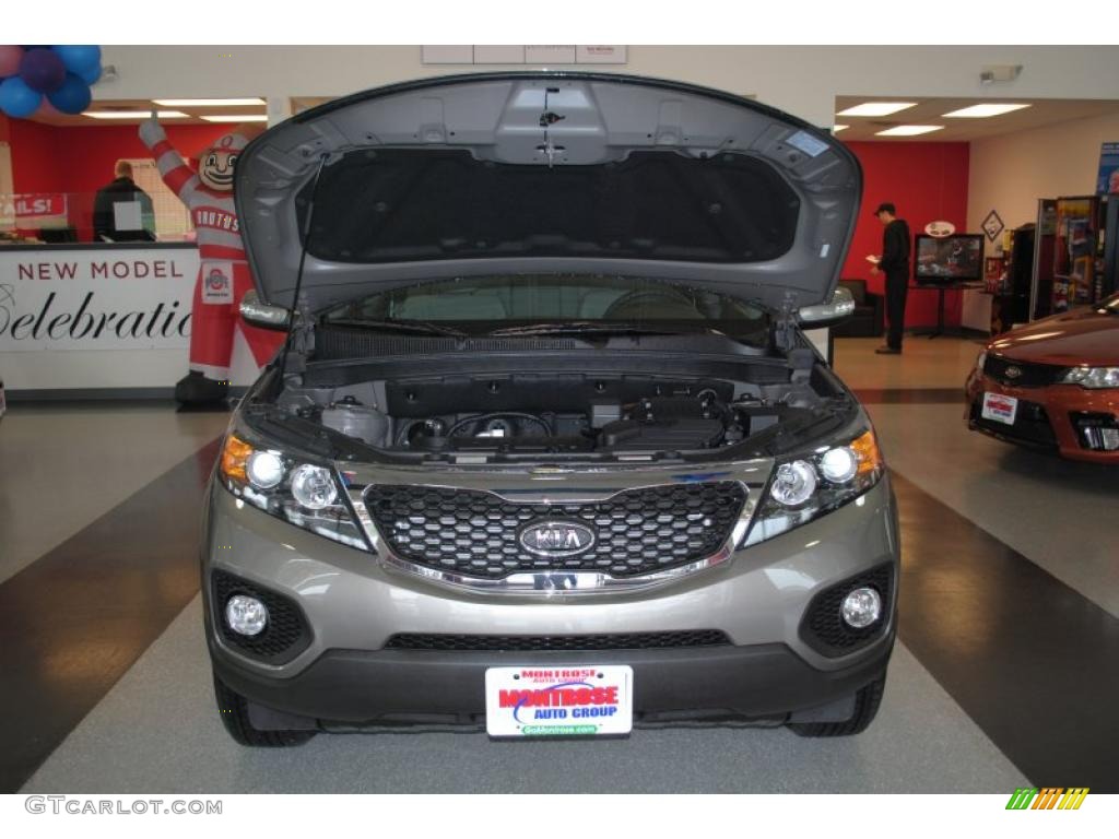 2011 Sorento LX - Titanium Silver / Gray photo #22