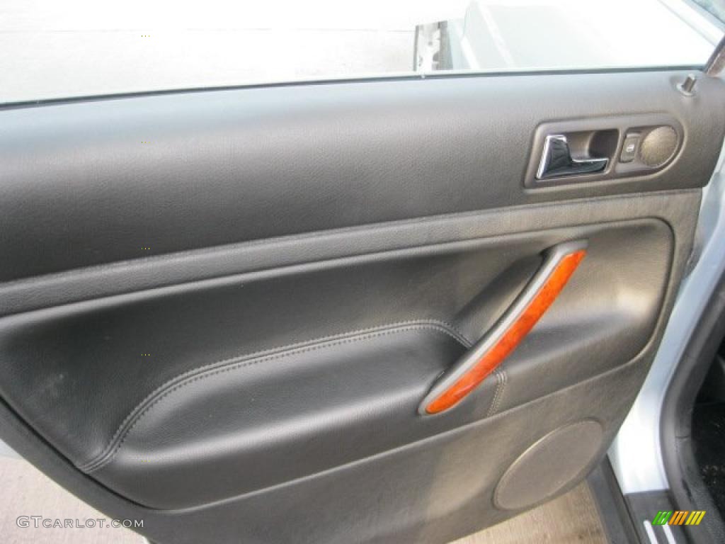 2003 Volkswagen Passat GLX Wagon Black Door Panel Photo #40371121