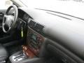 Black Dashboard Photo for 2003 Volkswagen Passat #40371165