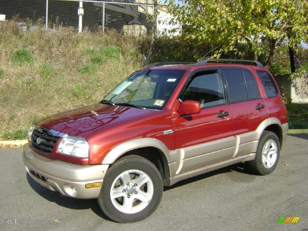 Cassis Red Pearl Suzuki Grand Vitara