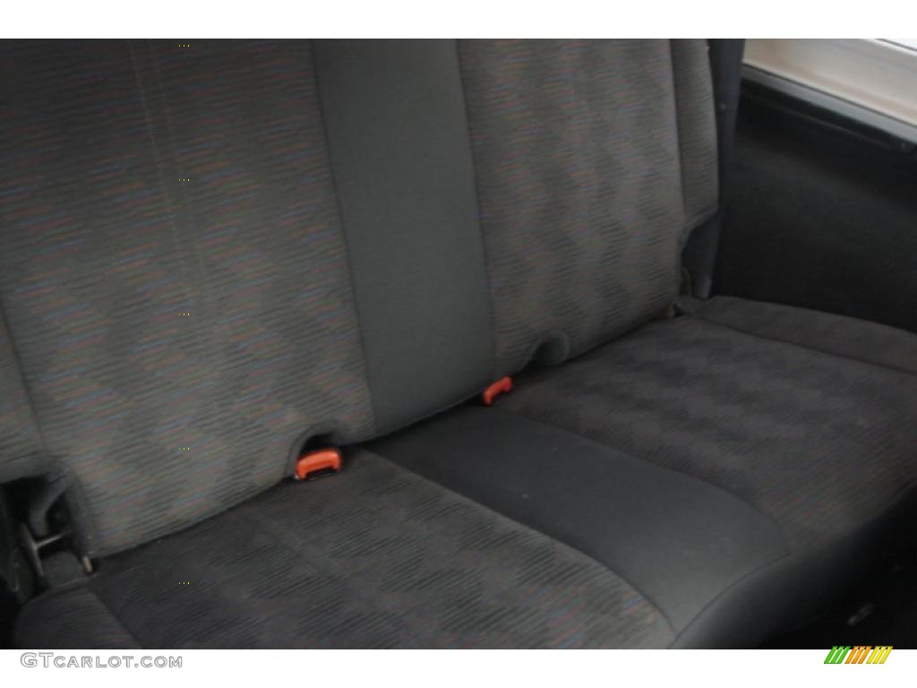 2004 Wrangler X 4x4 - Bright Silver Metallic / Dark Slate Gray photo #15