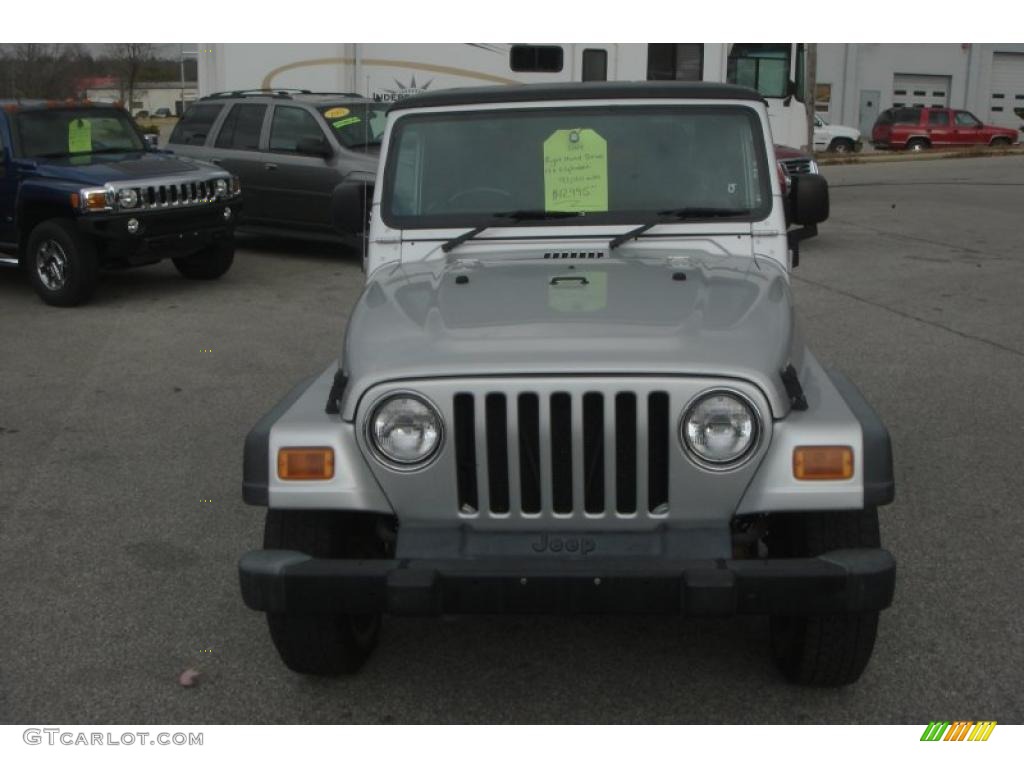 2004 Wrangler X 4x4 - Bright Silver Metallic / Dark Slate Gray photo #18