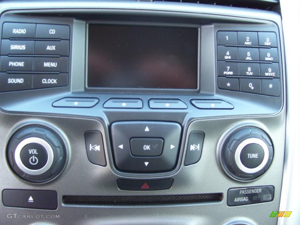 2011 Ford Edge SE Controls Photo #40373313