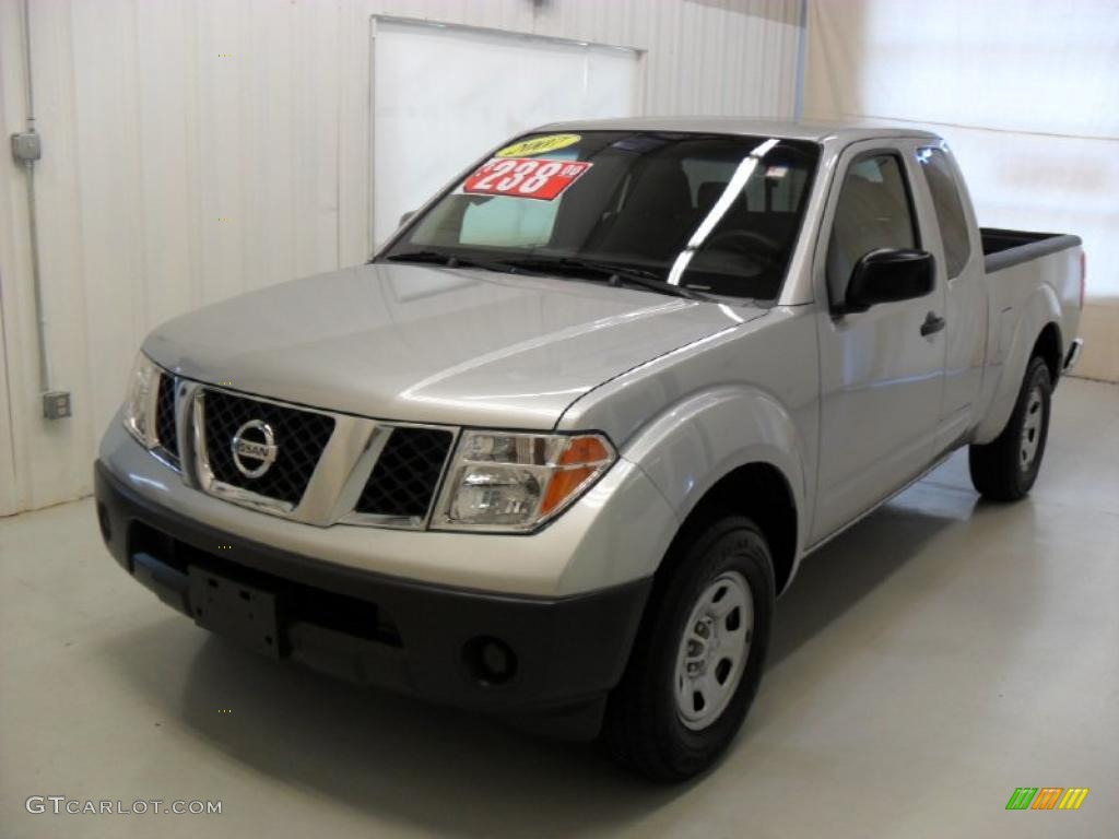 Radiant Silver Nissan Frontier