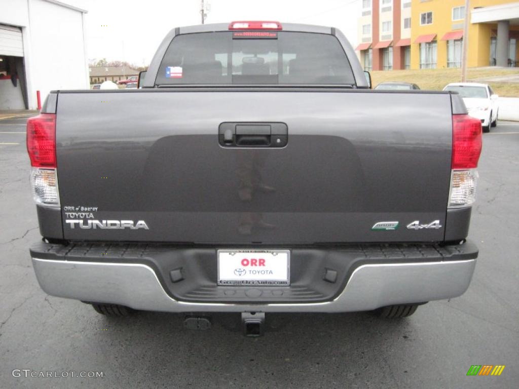 2011 Tundra SR5 Double Cab 4x4 - Magnetic Gray Metallic / Graphite Gray photo #5