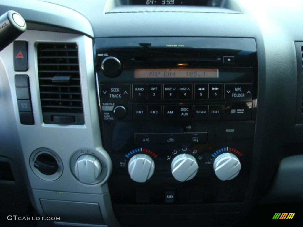 2008 Tundra Double Cab 4x4 - Super White / Graphite Gray photo #11