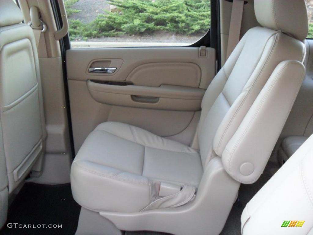 Cashmere/Cocoa Interior 2011 Cadillac Escalade ESV Luxury AWD Photo #40379137