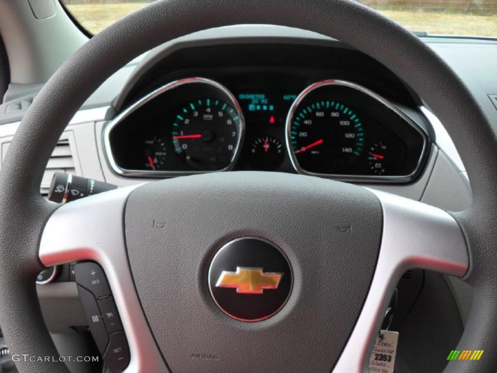 2011 Chevrolet Traverse LS Dark Gray/Light Gray Steering Wheel Photo #40379929