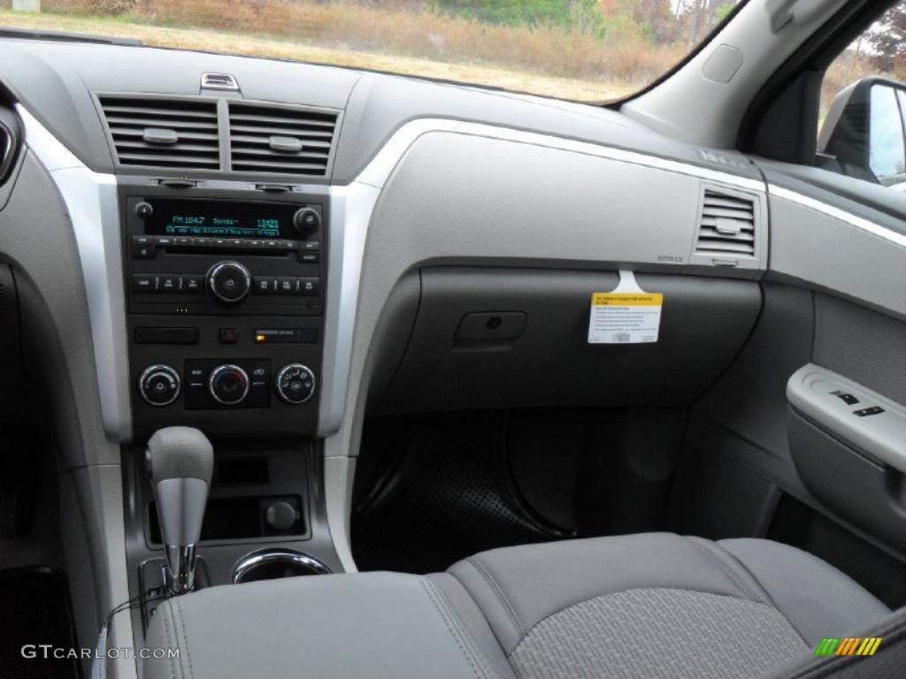 2011 Chevrolet Traverse LS Dark Gray/Light Gray Dashboard Photo #40380025