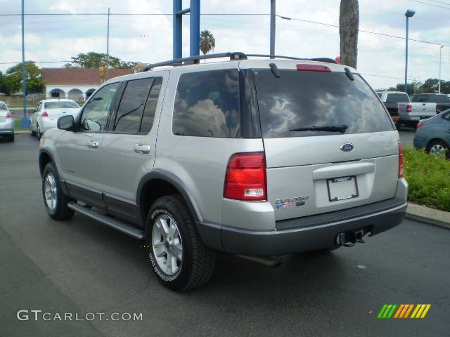 2004 Explorer XLT - Silver Birch Metallic / Graphite photo #5