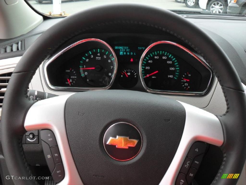 2011 Chevrolet Traverse LTZ Dark Gray/Light Gray Steering Wheel Photo #40381193