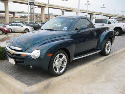 2005 Chevrolet SSR  Data, Info and Specs